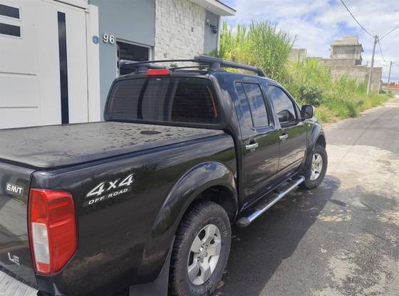 NISSAN FRONTIER 2.5 LE 4X4 CD TURBO ELETRONIC DIESEL 4P MANUAL NISSAN FRONTIER 2.5 LE 4X4 CD TURBO ELETRONIC DIESEL 4P MANUAL